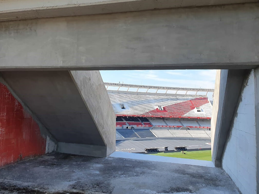 Estadio Monumental- Demolición y reconstrucción de troneras de acceso a tribunas altas en Club Atletico River Plate